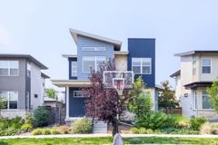 9416 E 59th Ave - Photo 1 of 1