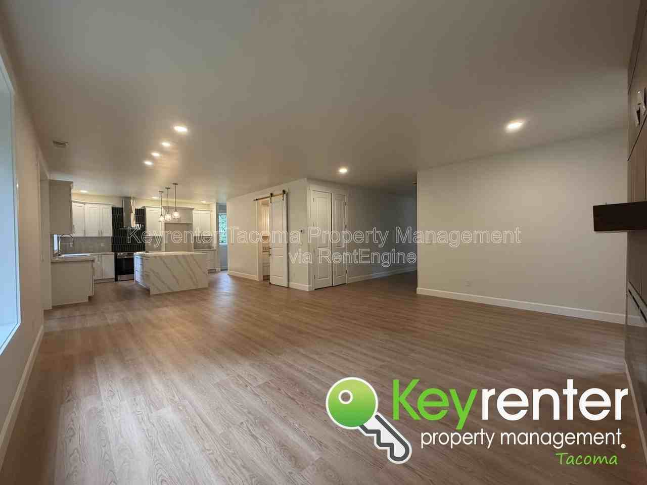 16517 48th St Nw - Photo 4 of 30
