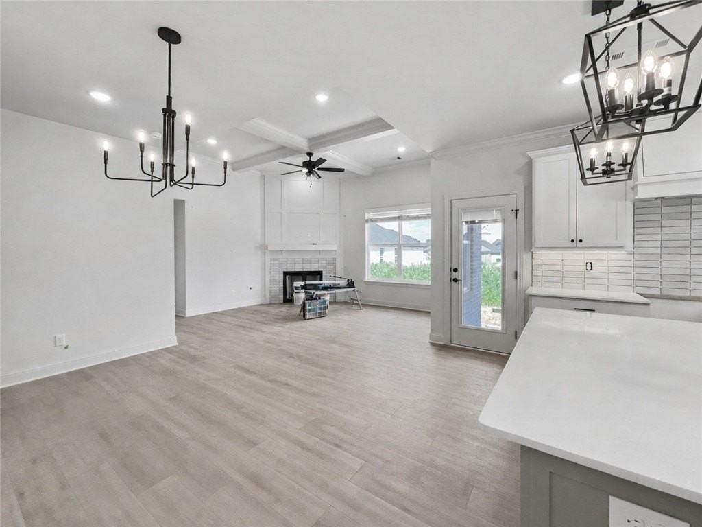 6800 Sw Basswood Ave - Photo 2 of 19