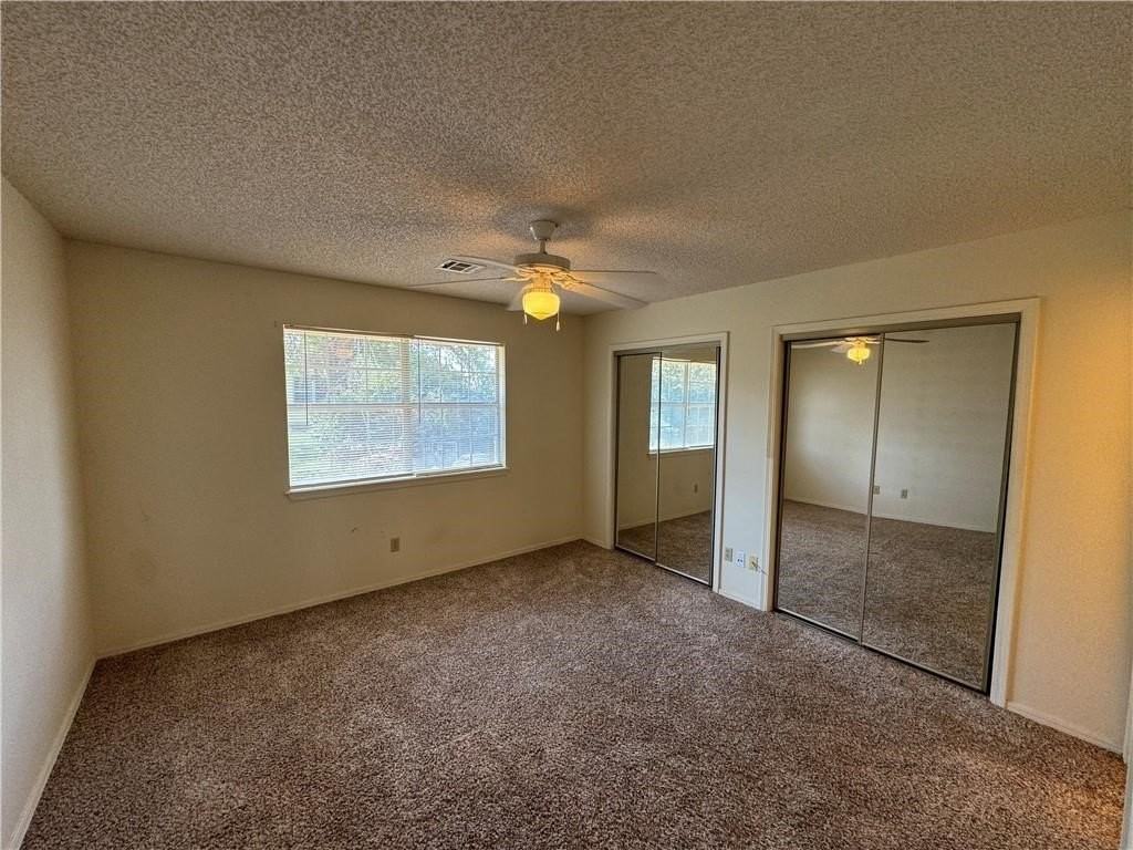 317 S 11th Pl - Photo 5 of 10