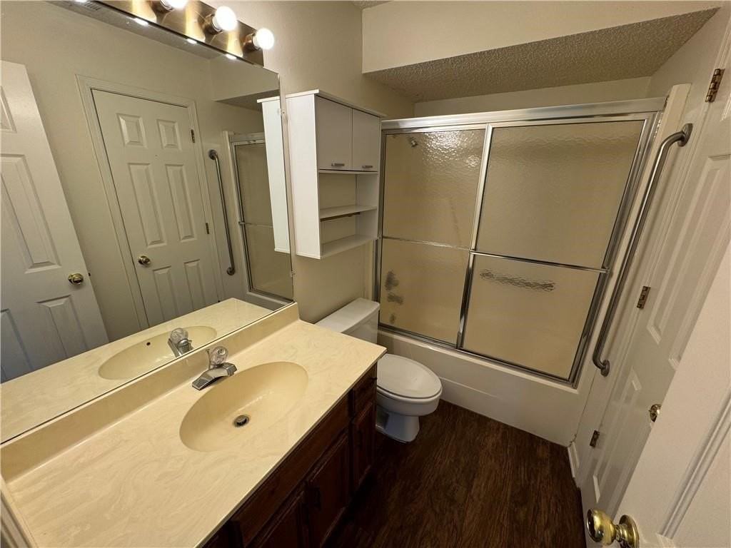 317 S 11th Pl - Photo 7 of 10