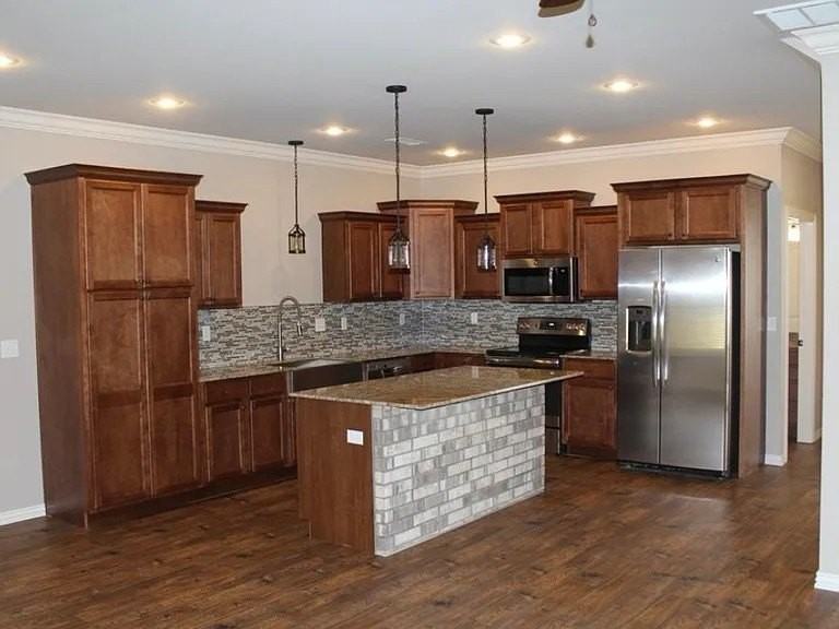 194 Old Farmington Rd - Photo 4 of 10