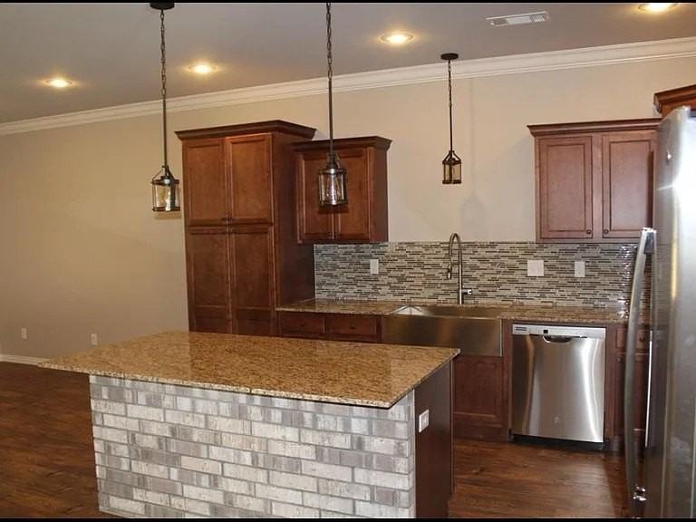 194 Old Farmington Rd - Photo 5 of 10