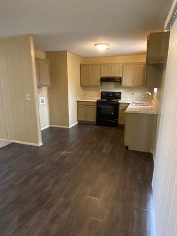 653 N Genevieve Ave - Photo 5 of 12