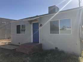 725 E Moreland St - Photo 1 of 1