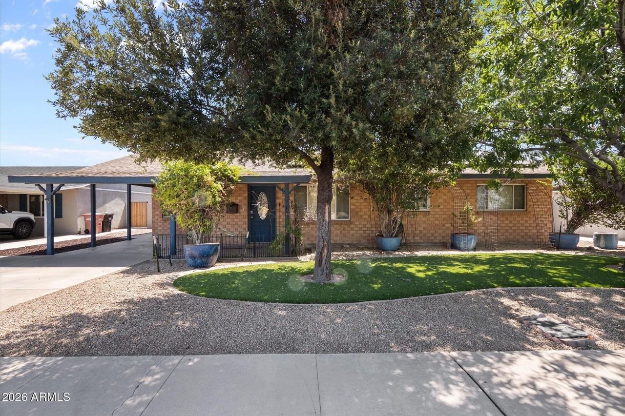 2219 N 74th Pl - Photo 2 of 31
