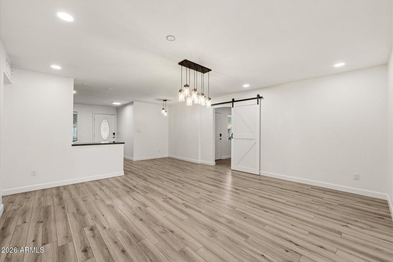2219 N 74th Pl - Photo 7 of 31