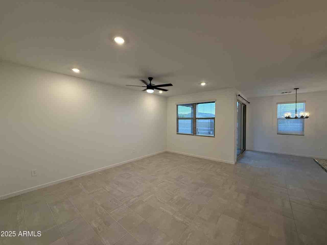 4235 W Yolanda Ln - Photo 5 of 19