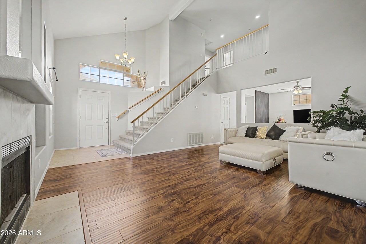 13635 N 103rd Way - Photo 4 of 34