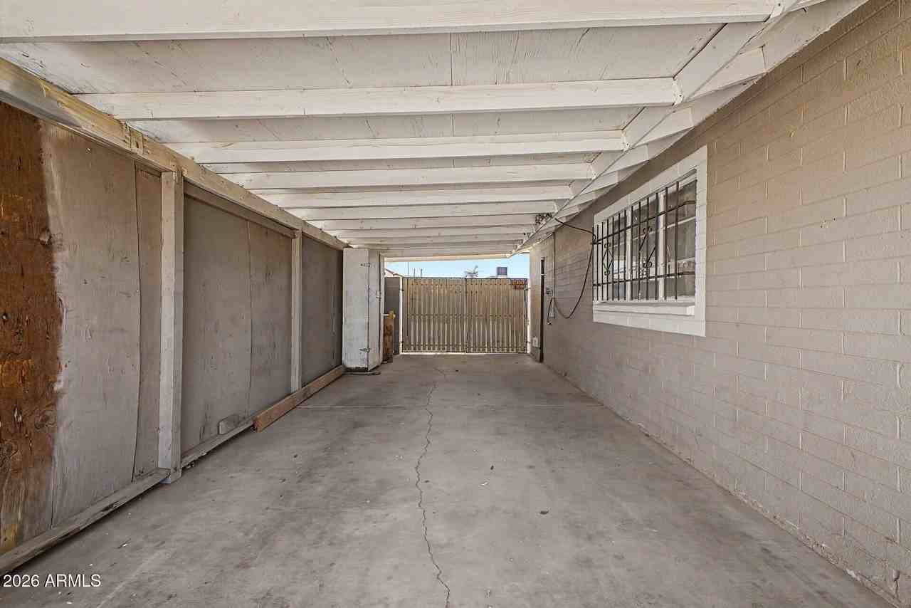 1823 E Sunland Ave - Photo 5 of 23