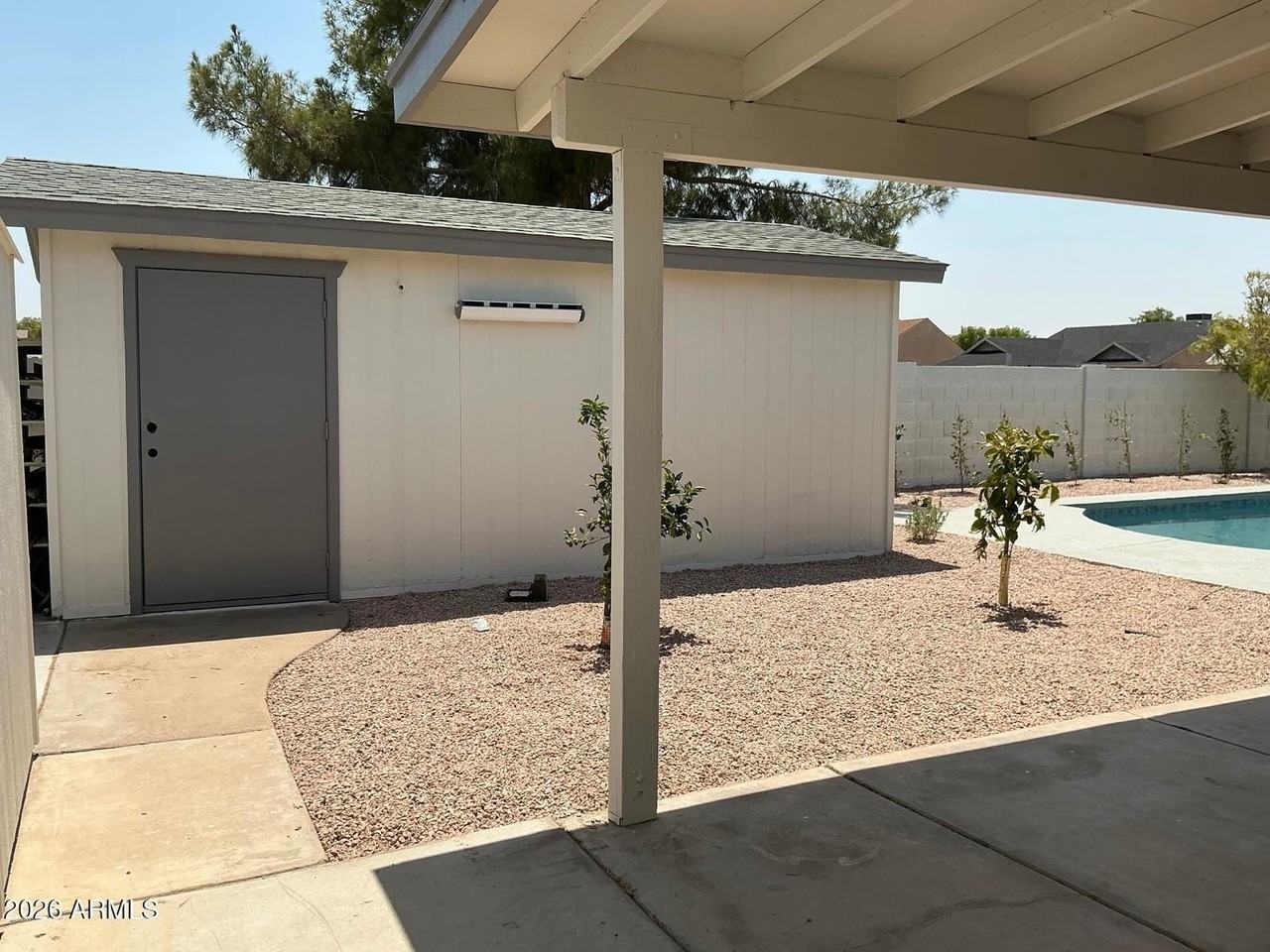 8837 W Highland Ave - Photo 3 of 21