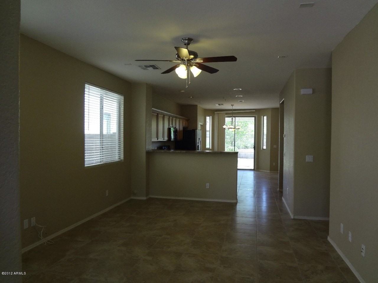 4083 S Hemet St - Photo 6 of 18