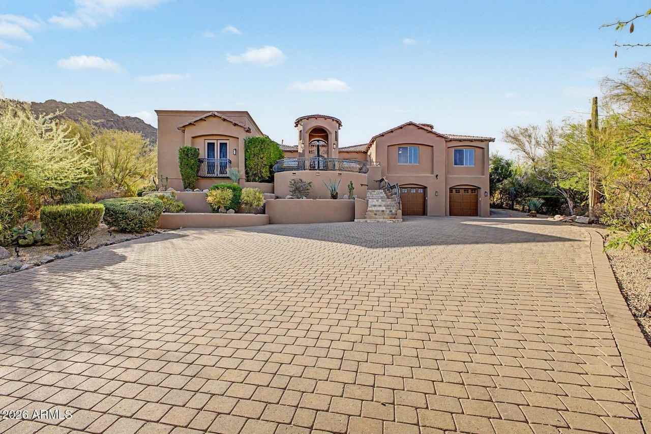 14598 E Corrine Dr - Photo 2 of 50