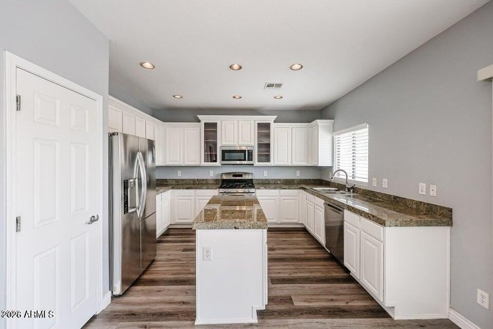 10863 W Washington St - Photo 5 of 44