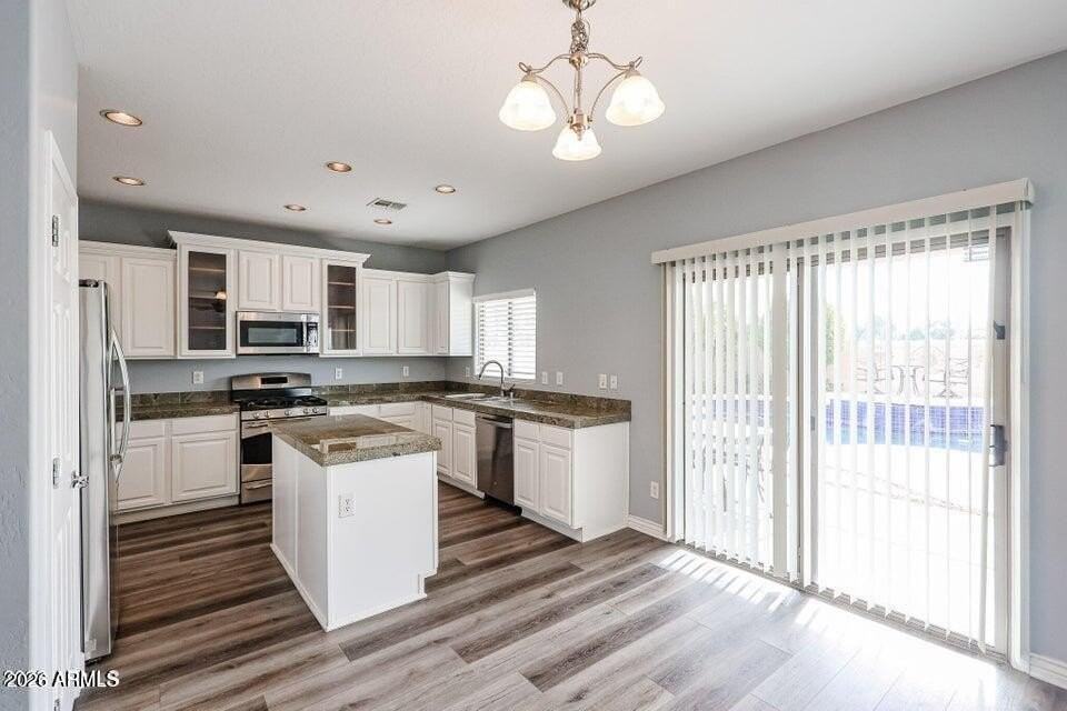 10863 W Washington St - Photo 6 of 44