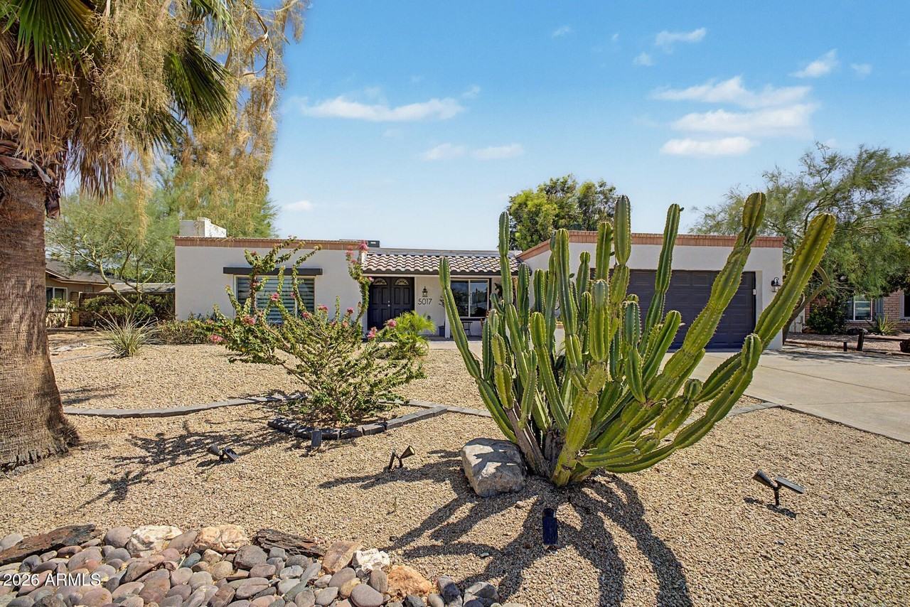 5017 E Acoma Dr