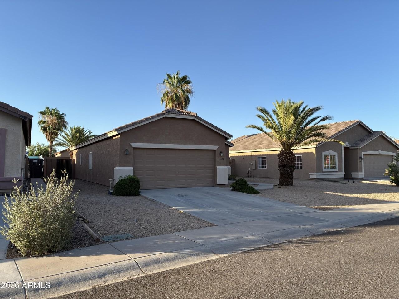 15340 W Acapulco Ln - Photo 2 of 28