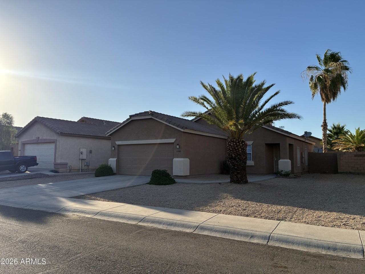 15340 W Acapulco Ln - Photo 3 of 28