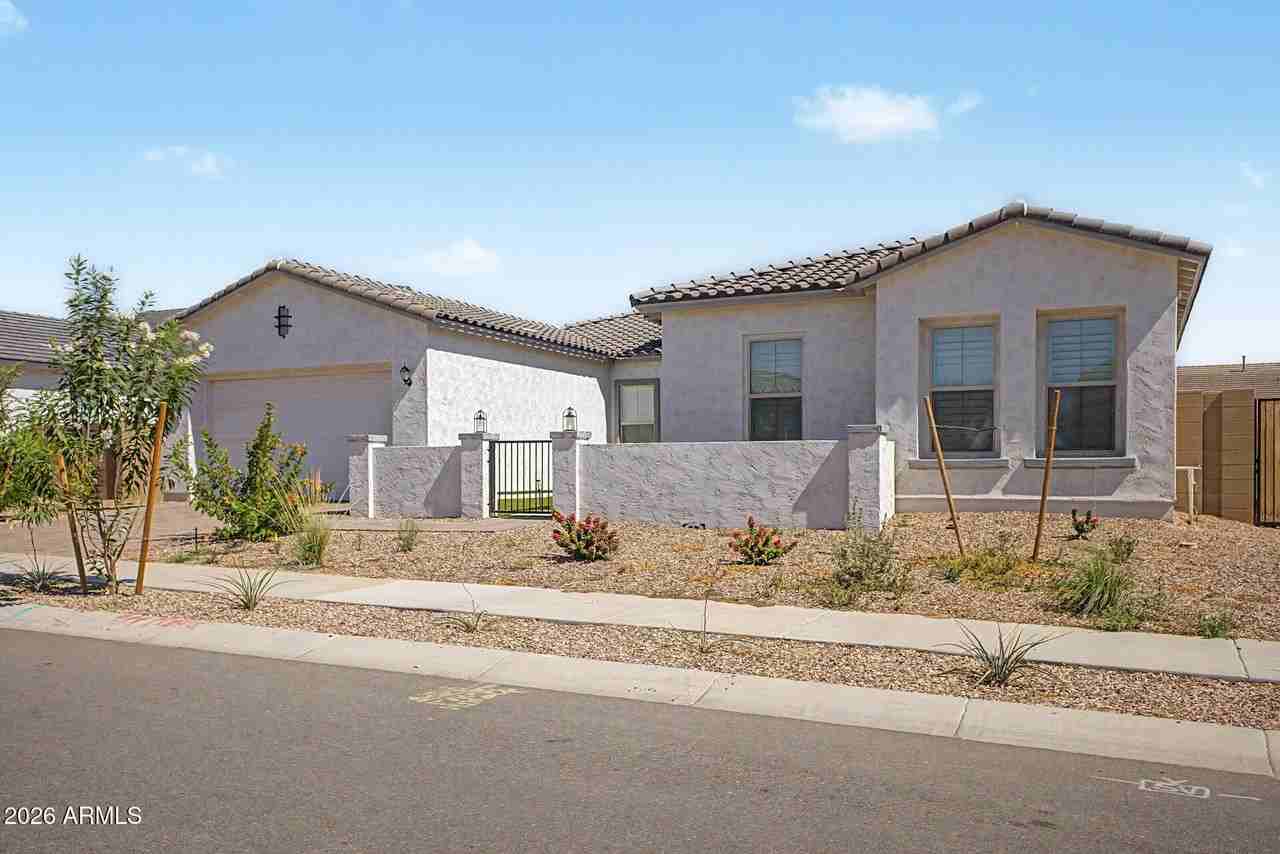 18921 E Aubrey Glen Rd - Photo 3 of 50