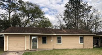 featured image of 825 Smelker St