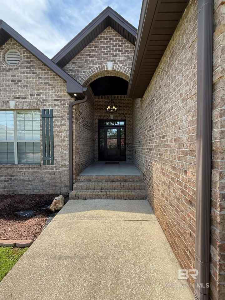 12001 Squirrel Dr - Photo 2 of 50