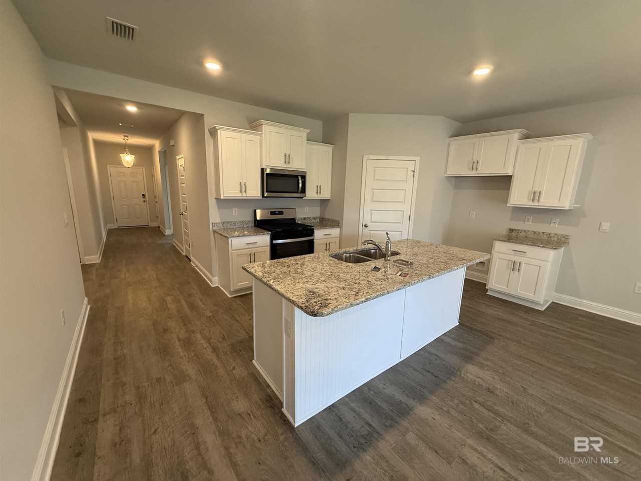 23247 Lieutenant Ave - Photo 4 of 30