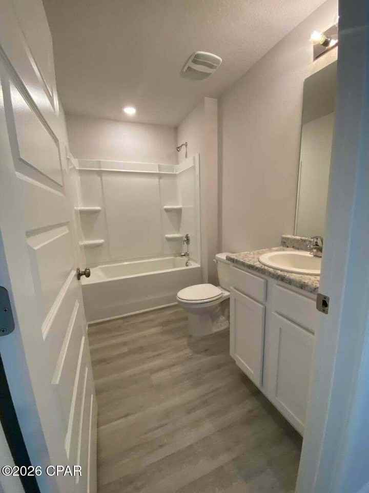 4960 Shurer Ln - Photo 5 of 15