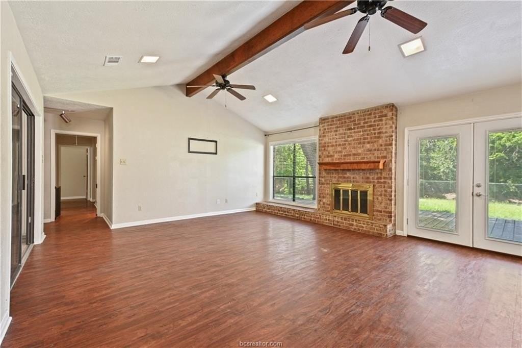 2505 Rustling Oaks Dr - Photo 7 of 20
