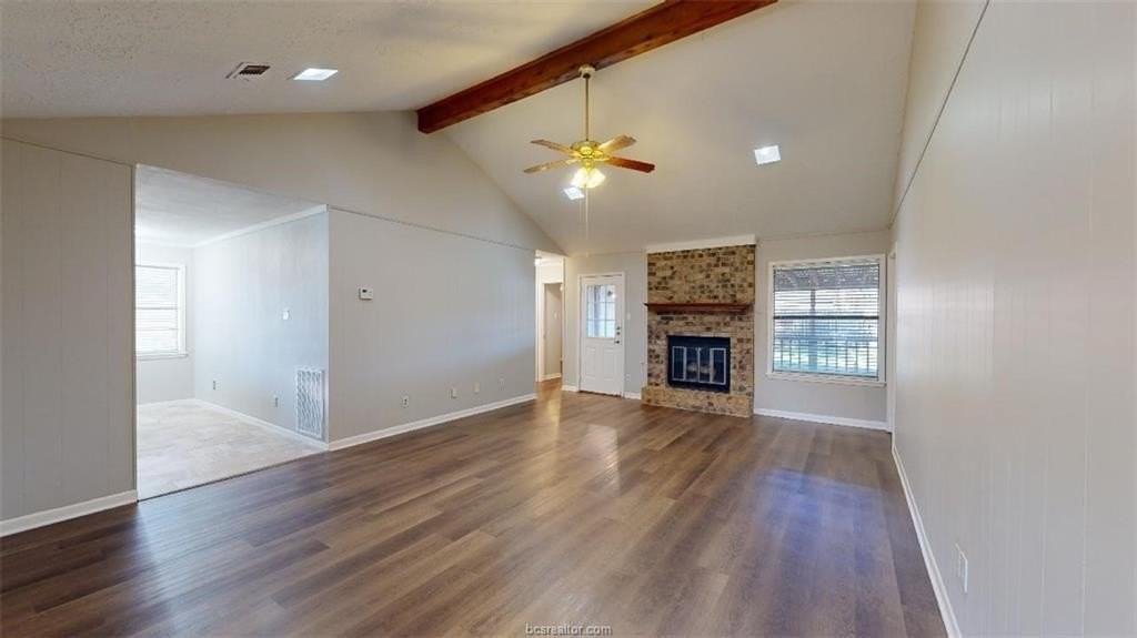 3904 Windwood Cir - Photo 4 of 31