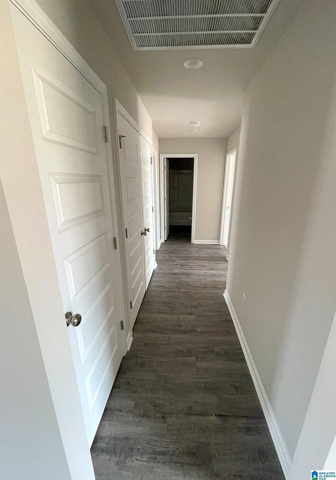 1620 Dryden St Se - Photo 7 of 17