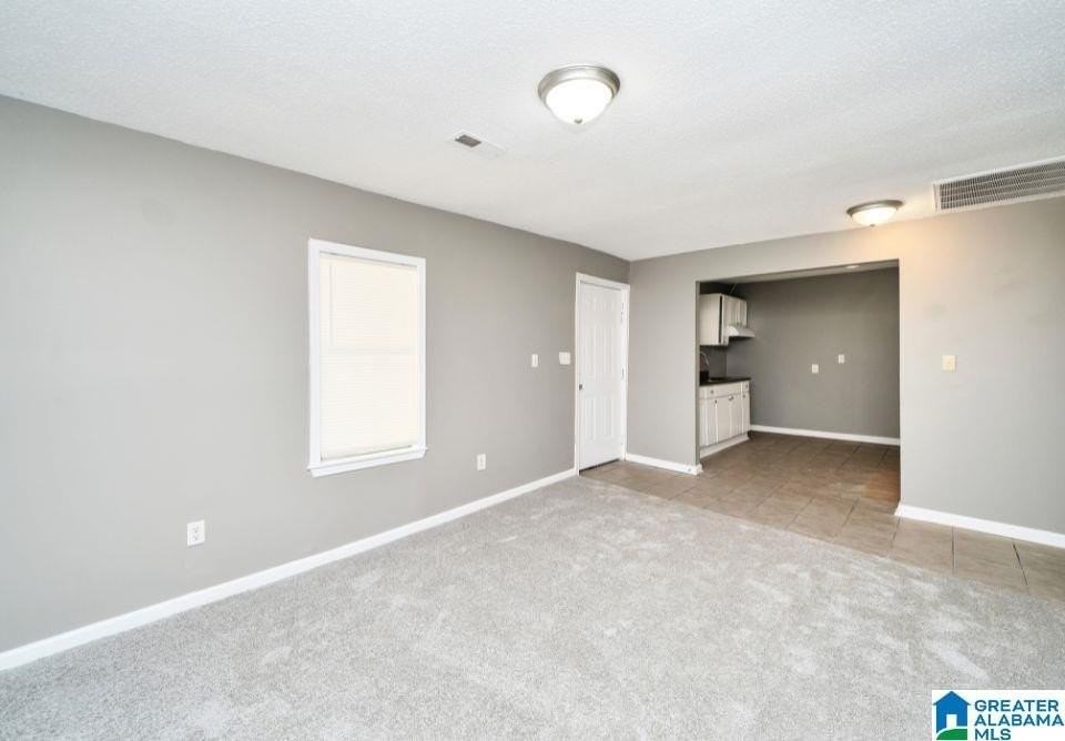 25 Kendall Dr - Photo 4 of 14