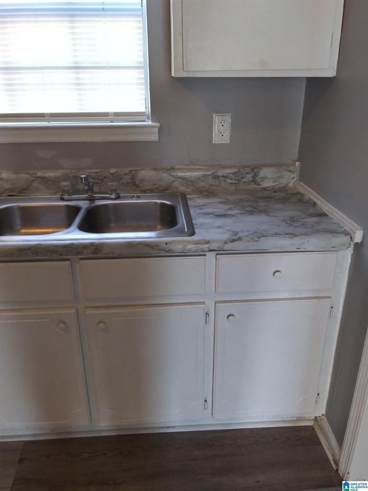 5414 Avenue D - Photo 6 of 17