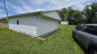 130 S Johnson Ave - Photo 1 of 1