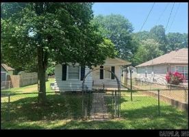 featured image of 801 Spangle St