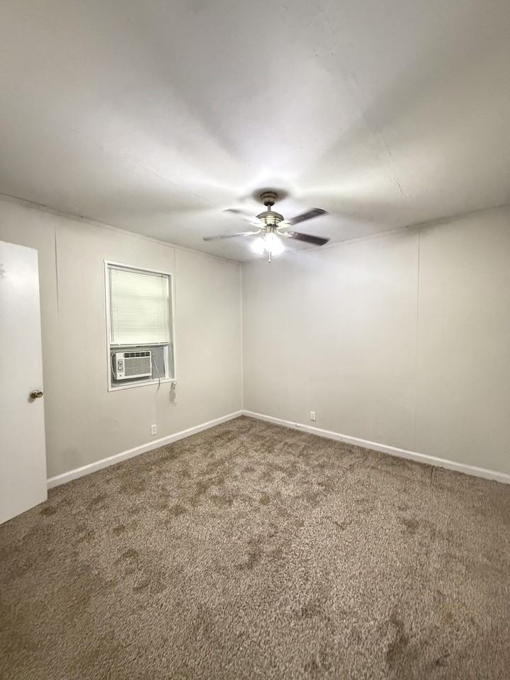 5131 Alabama Ave - Photo 6 of 7