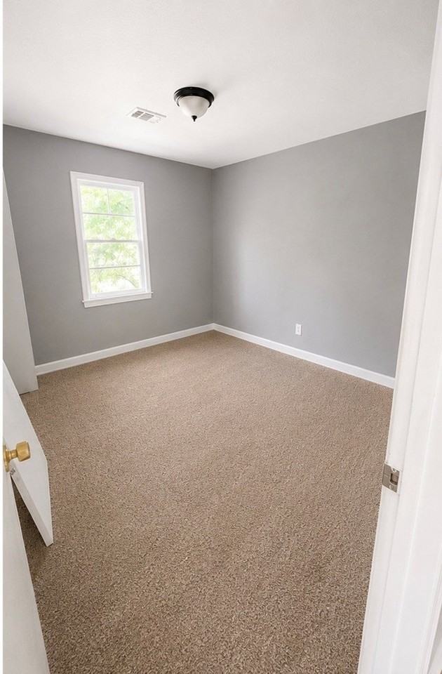 2132 Tillman St - Photo 3 of 3