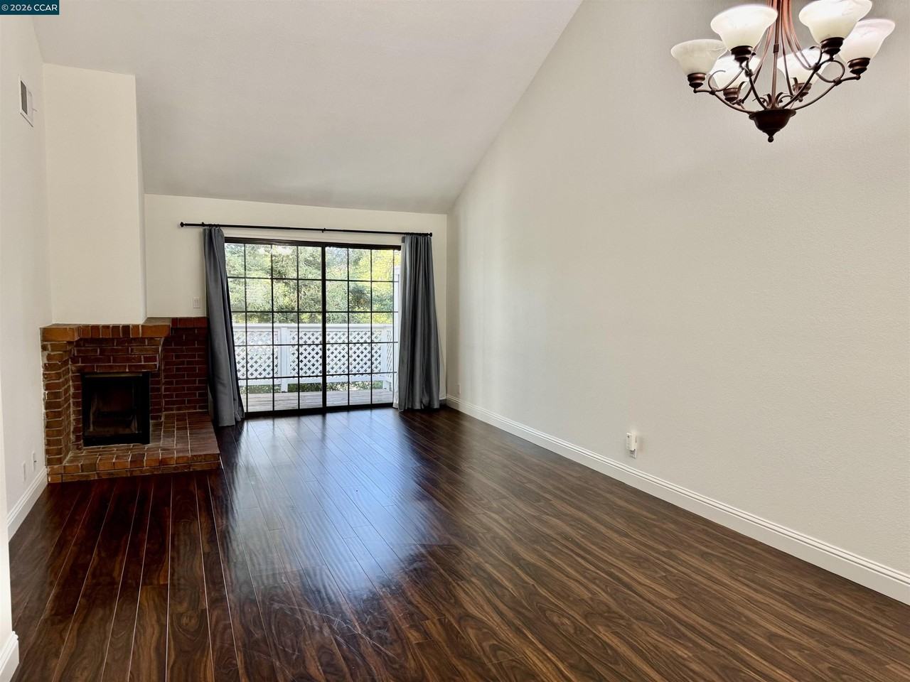 202 Kelley Ln - Photo 2 of 14