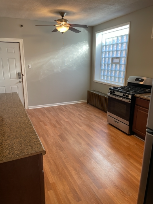 1847 Gunderson Ave - Photo 3 of 13