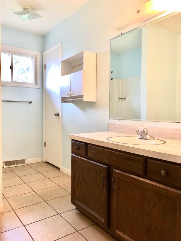 509 Cutting St - Photo 6 of 11