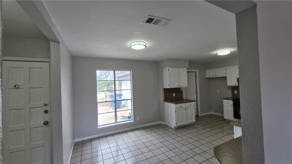 6013 Parkview Dr - Photo 4 of 18