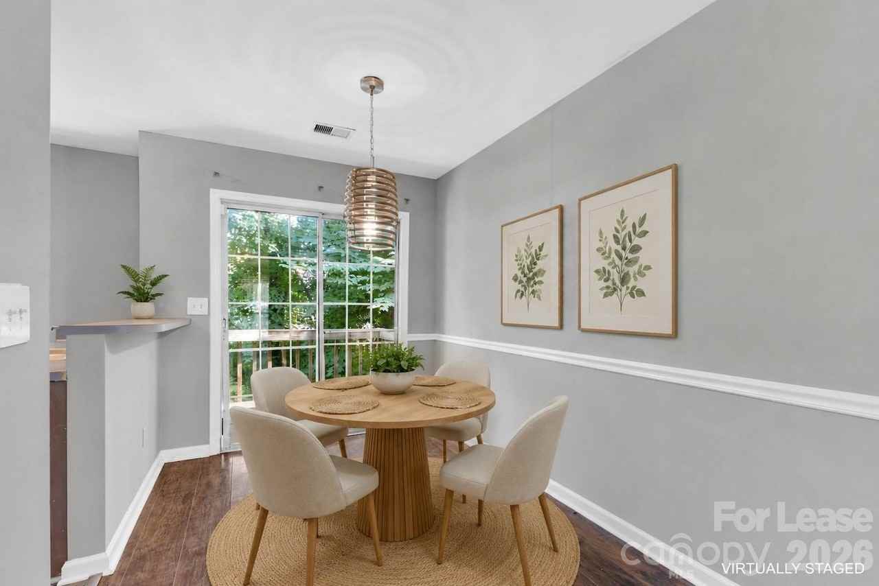 6315 Windsor Gate Ln - Photo 5 of 17