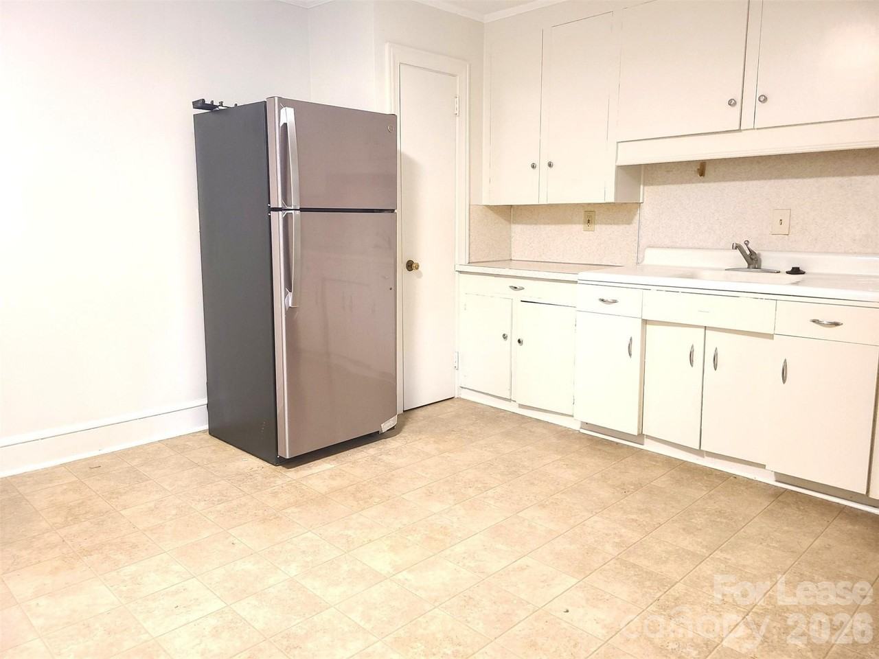 2245 Crescent Ave #2 - Photo 4 of 12