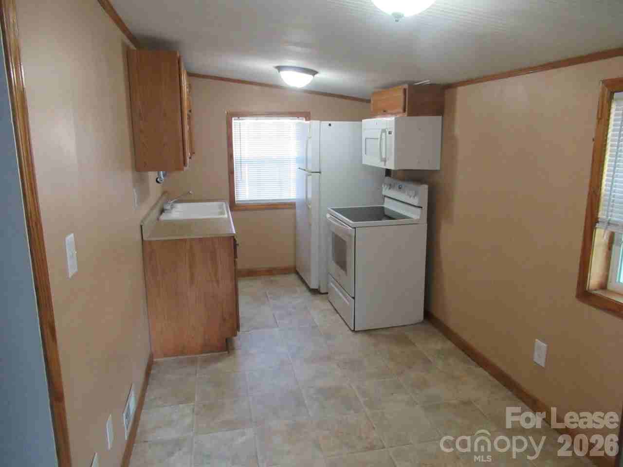 306 2nd St - Photo 6 of 21