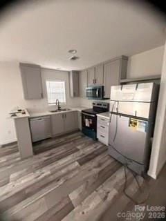 608 11th St - Photo 2 of 9