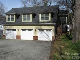 3041 Park Rd - Photo 1 of 1