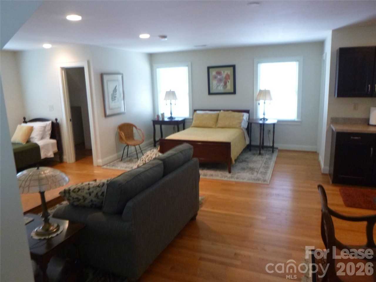 3041 Park Rd - Photo 3 of 13