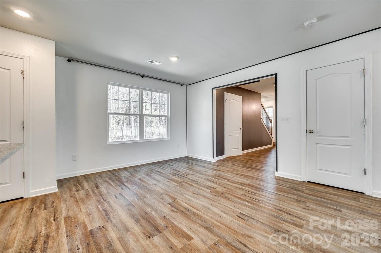 1131 Ava Trail Ln - Photo 7 of 35