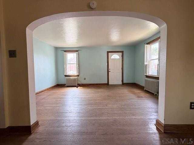 539 Ash St - Photo 2 of 36
