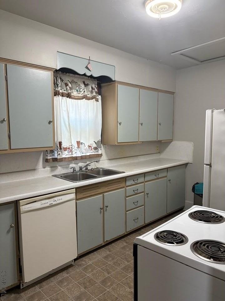 926 Bloom St - Photo 6 of 16