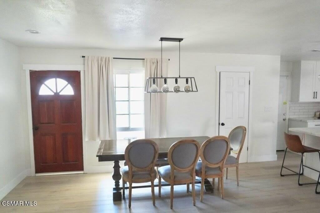 2301 Mono St - Photo 2 of 12